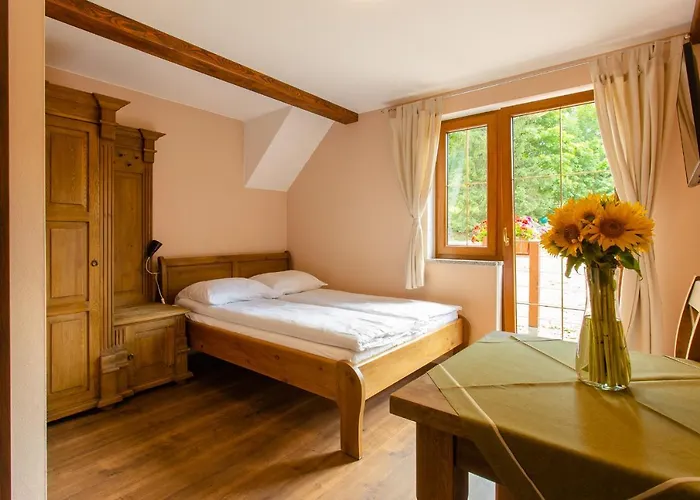 民宿 Bialka 斯克拉斯卡波伦巴